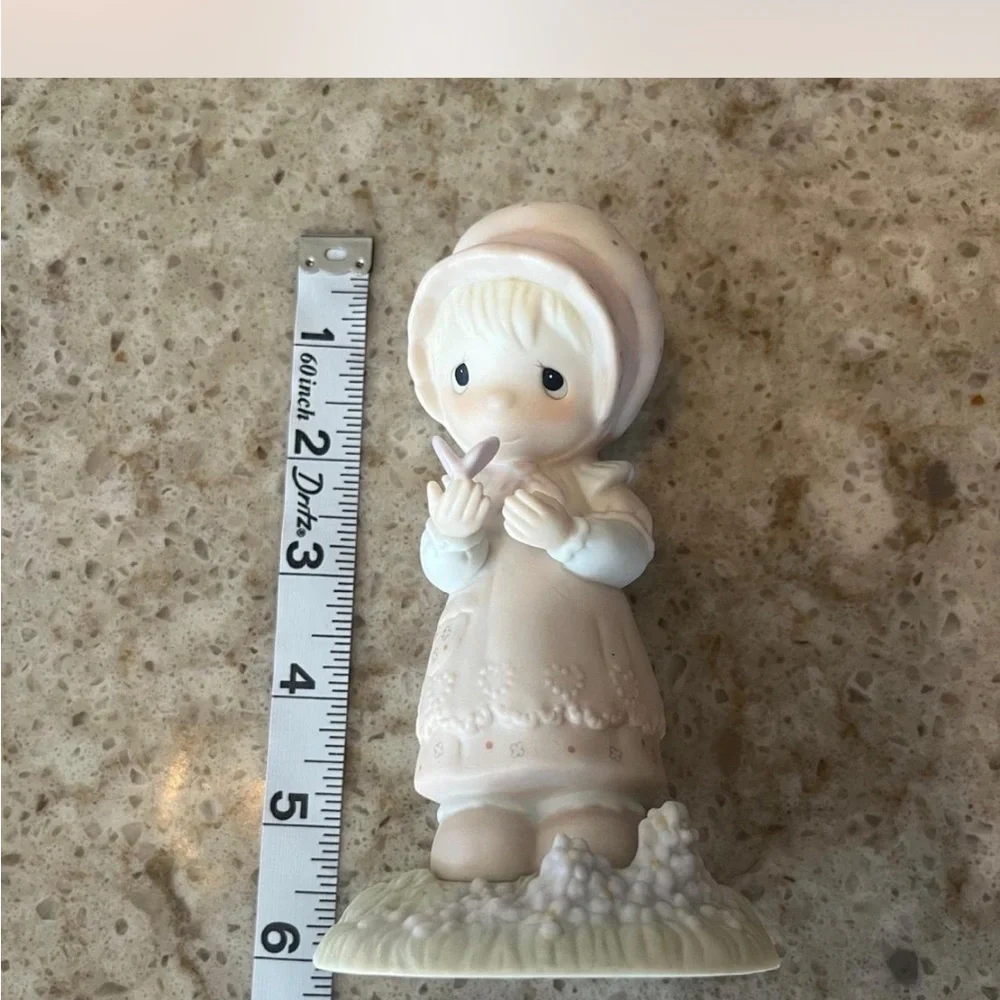 Precious Moments vintage item craftsmanship